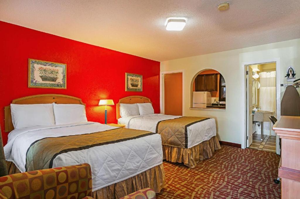 אברדין Bay Side Inn & Suites מראה חיצוני תמונה